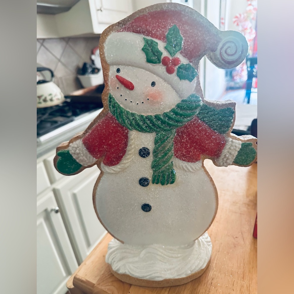 Festive Snowman Holiday Decor with Red and Green Accents